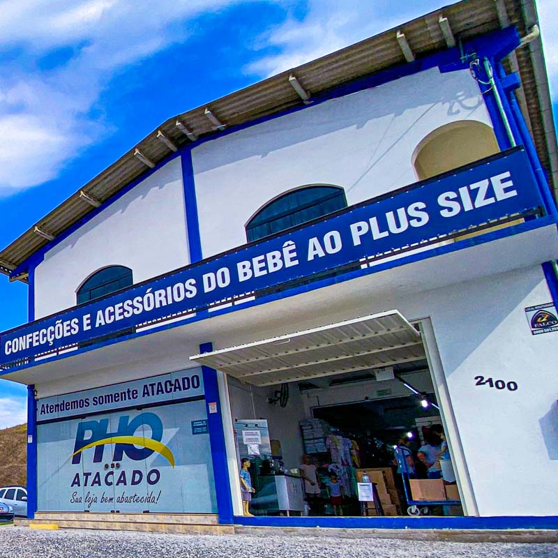 Fachada da PHO Atacado em 2017