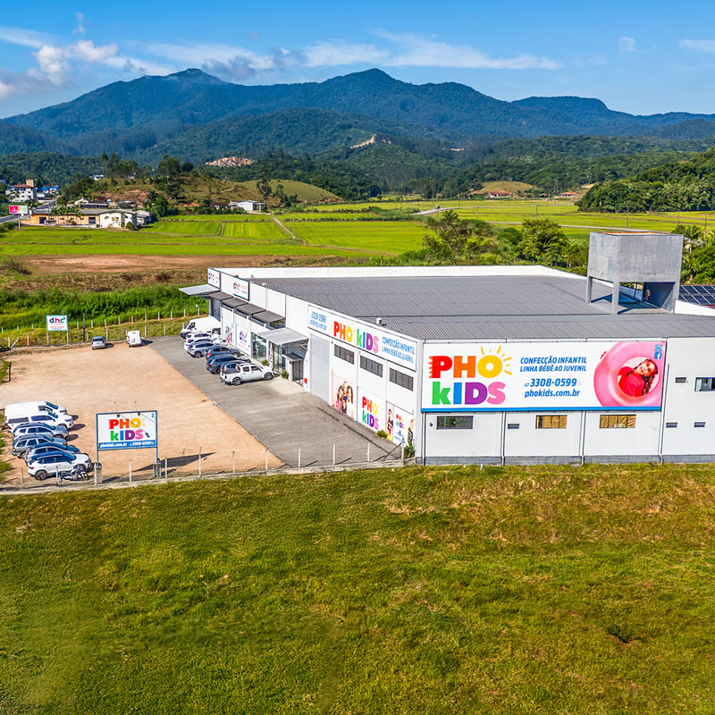 Fachada da PHO Atacado em 2024