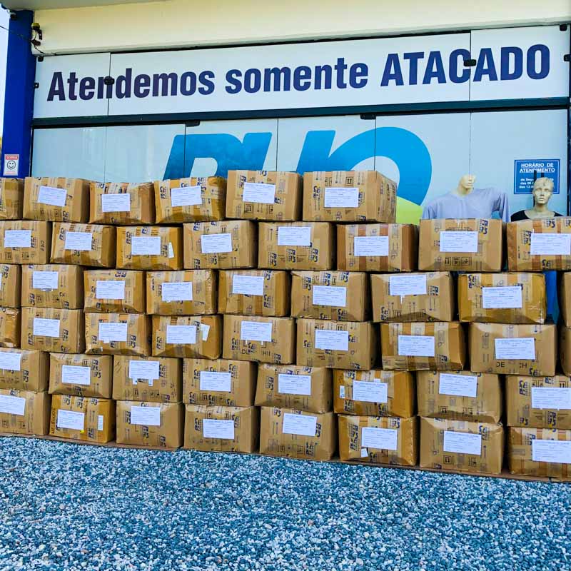 Caixas na PHO Atacado em 2017